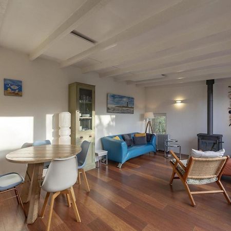Gorgeous Bungalow For 2Pers At Duinland Sint Maartensvlotbrug ภายนอก รูปภาพ