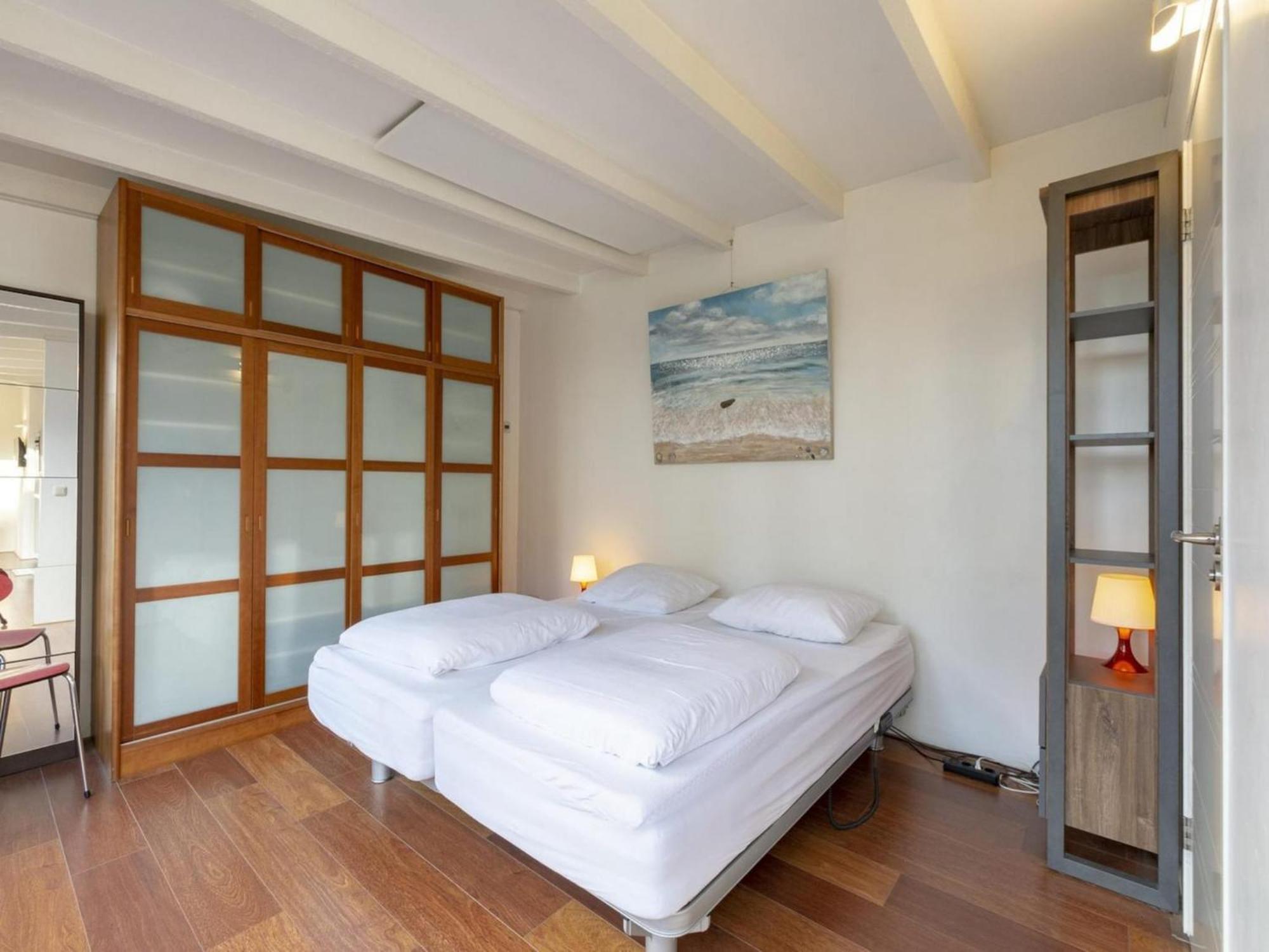 Gorgeous Bungalow For 2Pers At Duinland Sint Maartensvlotbrug ภายนอก รูปภาพ